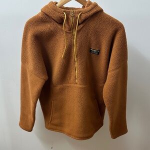 L.L.Bean womens Sherpa Fleece Half Zip Hoodie M